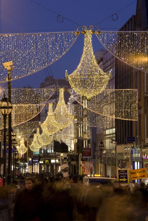 Dublin Christmas lights #christmas #christmasindublin #lovedublin #visitdublin Dublin Christmas, Irish Christmas Traditions, Grafton Street Dublin, Christmas In Ireland, Ireland Aesthetic, Grafton Street, Irish Christmas, Christmas Destinations, Holiday Romance