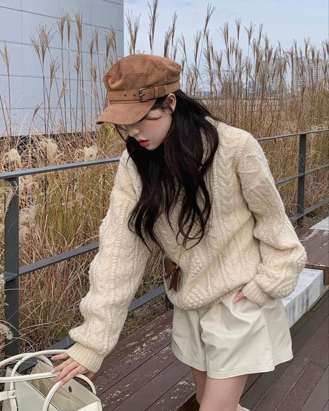 News Boy Hat Outfit Women, News Boy Hat Outfit, Newsboy Hat Outfit, Newsboy Outfit, East Asian Fashion, Girly Style Outfits, Hat Outfit, Japan Outfit, Style Korea