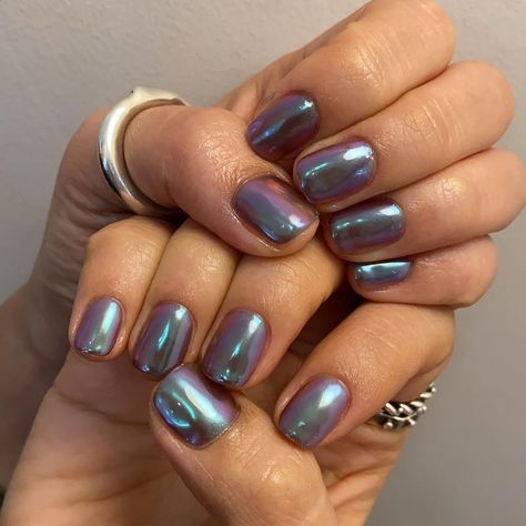 3 Colour Nails, Extra Short Gel Nails, Blue Chrome Nails Short, Cool Chrome Nails, Round Fake Nails, Nails Extra Short, Nails Kits, Short Squoval, Purple Chrome