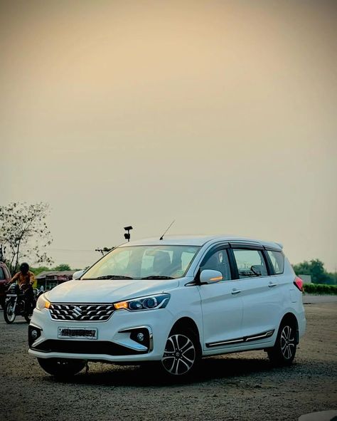 "Powerful Engine and High-Tech Features: Maruti Suzuki Ertiga 2024" Ertiga Car, Maruti Suzuki Ertiga, Suzuki Ertiga, New Photos Hd, Maruti Suzuki, Mitsubishi Mirage, Photos For Profile Picture, Pose Style, Amazing Nature Photos