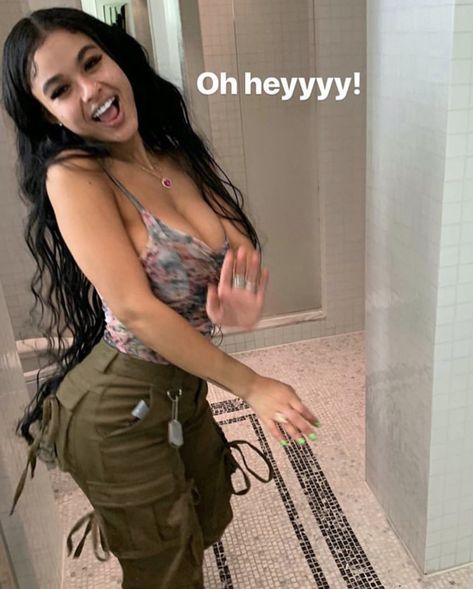 India Love India Love Westbrooks, India Love, Popular Stories, Photo Story, Off Shoulder Dress, Instagram Story, Two Piece Pant Set, Prom Dresses, Prom