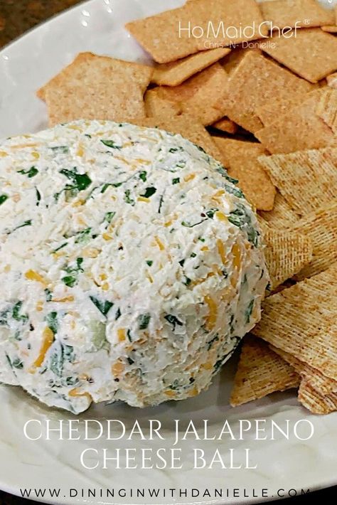 Cheddar Jalapeno Cheese Ball Spicy Cheese Ball Recipes, Balsamic Cabbage, Spicy Cheese Ball, Cheddar Cheese Ball, Carrot Banana Cake, Garlic Balsamic, Cilantro Recipes, Cream Cheese Ball, Pumpkin Sheet Cake