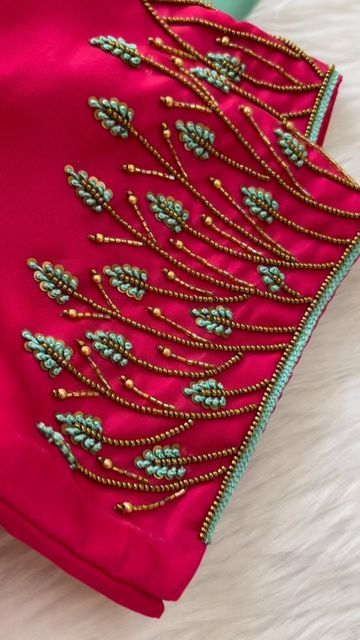 Tela, Simple Aari Embroidery Blouse Designs, Simple Thread Works For Blouses, Cotton Saree Embroidery Designs, Simple Thread Work Designs For Blouses, Simple Hand Embroidery Designs For Blouse Sleeves, Rose Aari Work Blouse, Aari Work Thread Designs, Aari Work For Sleeves