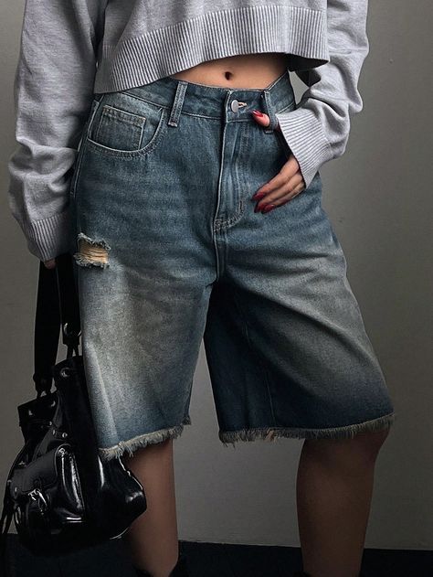 Short en jean déchiré décontracté d'été pour femmes Jean bleu Casual   Jean Unicolore,Tout Imprimé Coupe droite Pas de l'extensibilité  Women Clothing, size features are:Bust: ,Length: ,Sleeve Length: Jean Bleu, Ripped Denim Shorts, Denim Shorts Women, Ripped Denim, Denim Overalls, Short En Jean, Casual Denim, Daily Outfits, Womens Scarves