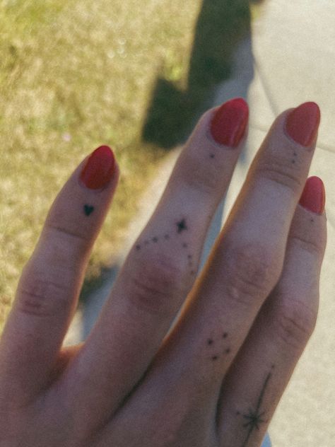 666 Stick And Poke, Stick And Poke Tattoo Example, Simple Hand Stick And Poke, Tiny Stick And Poke Hand Tattoos, Dot Stick And Poke Tattoo, Hand Stick N Poke Tattoo, Small Matching Stick And Poke, Simple Stick N Poke Ideas, Mini Tattoos Stick And Poke