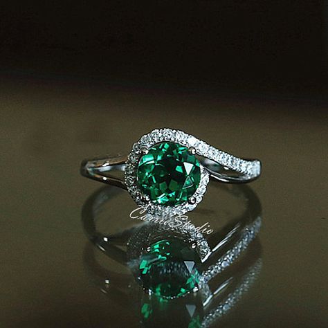 Green Wedding Rings, Couple Ring Design, Cheap Wedding Rings, Silver Emerald Ring, Tanzanite Engagement Ring, Topaz Engagement Ring, Unique Diamond Rings, Ring Emerald, Gemstone Engagement