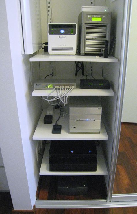 Home office | Flickr - Photo Sharing! Home Network Closet, Home Server Rack, Network Cabinet, Home Lab, Server Room, Server Rack, Computer Room, Décor Boho, Home Tech