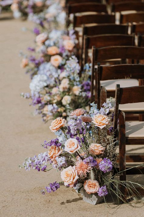 Fall Wedding With Lavender, Dusty Pink And Lavender Wedding, Lavender Accent Wedding, Light Purple And Pink Wedding, Fall Lavender Wedding, Light Purple Wedding Colors, Lavender And Orange Wedding Theme, Lavender And Light Blue Wedding, Speak Now Wedding