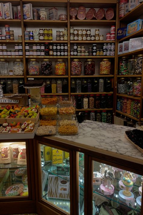 candy shop, italy, aesthetic candy shop, italian candy, candy, food, old shop, aesthetic shop, summer, italy, portofino, santa margherita ligure Candy Shop Aesthetic, Aesthetic Candy, Italian Candy, Candy Food, Old Candy, Shop Aesthetic, Aesthetic Shop, Old Shop, Candy Candy