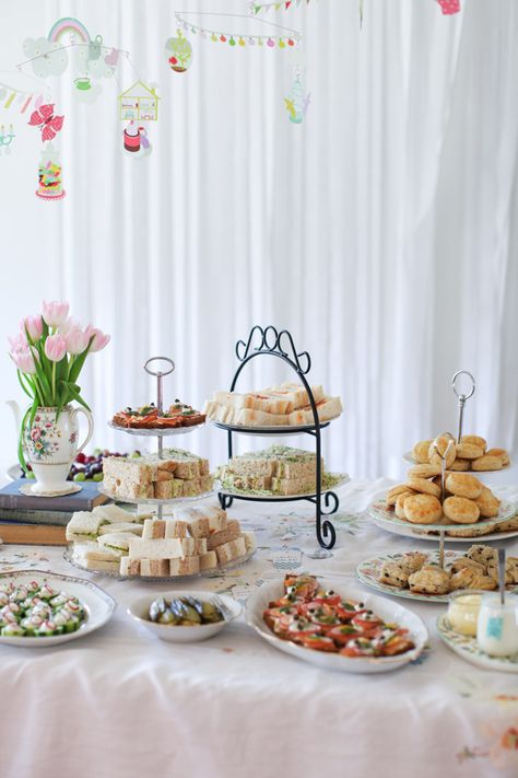 Afternoon tea baby shower sandwiches || Simple Bites Baby Shower Sandwiches, Baby Shower Food Easy, Baby Shower Afternoon Tea, Baby Shower Brunch Food, Shower Foods, Baby Shower Snacks, Foods Ideas, Party Sandwiches, Baby Shower Tea