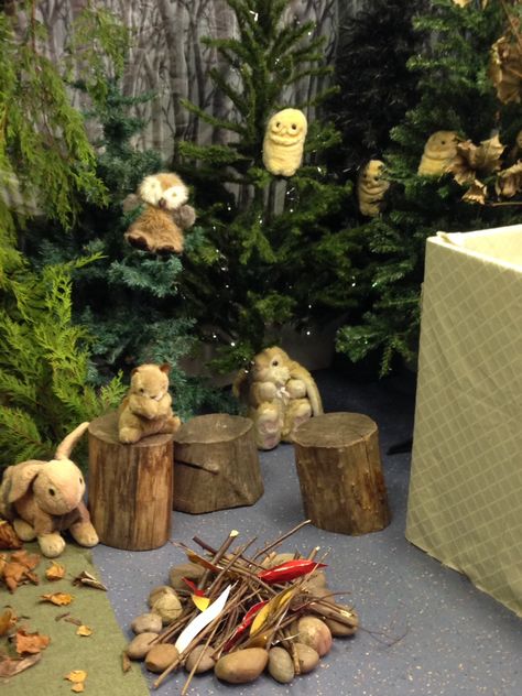 Role play area Forest Role Play Area, Camping Dramatic Play, Forest Classroom, Owl Babies, Role Play Areas, Camping Theme Classroom, Dramatic Play Area, Independent Play, The Gruffalo