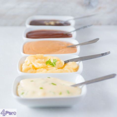 gourmet recept 5 sausjes - raclette recipe 5 sauces Fondue Dippers Sauces, Sauces For Fondue Dipping, Raclette Dips, Fondue Sauces, Raclette Recipes Dinners, Fondue Dipping Sauces, Raclette Dinner Party, Raclette Recipes, Gourmet Sauces