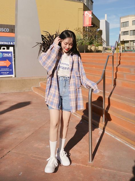 Korean Amusement Park Outfit, Amusement Park Outfit Korean, Tagaytay Outfit, Tagaytay Outfit Ideas, Outfit Ideas With Names, Park Outfit Ideas Summer, Outfit Celana Pendek, Korean Summer Outfit, Ulzzang Fashion Summer