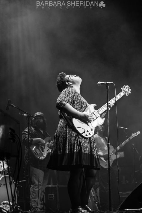 Alabama Shakes.  Brittany is the best mix of Janis Joplin and Etta James with her own twist of mod-rock..... Their new album is everything. Brittany Howard, Alabama Shakes, Etta James, Janis Joplin, I Love Music, Soul Music, Kinds Of Music, Music Love, Heart On