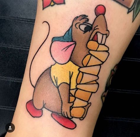 Disney cinderella gus gus tattoo Fun Disney Tattoos, Disney Tattoo Filler Ideas, Disney Up Tattoo Ideas, Disney Knee Tattoo, Disney Cinderella Tattoo, Disney Filler Tattoo, 90s Disney Tattoos, Disney Character Tattoos Ideas, Disney Leg Sleeve