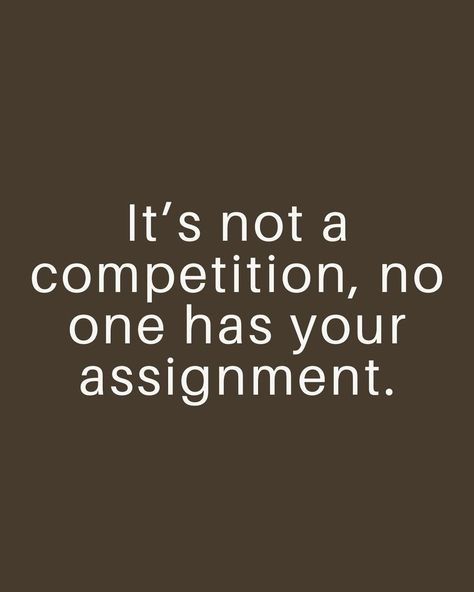 It’s not a competition sis, no one has your assignment. Motto : Have the audacity to lock in completely to your life assignment that was gifted only to you. Not to compare yourself to that coworker that always gets the promotion, or the mom who always seems to have it together or that girl who seems to have the perfect marriage. In this new era - I tell myself each day that I got this beautiful life assignment for a reason. So I lock in RELENTLESSLY to show up as ME - flaws and all- As a... Lock In With Yourself, It’s Not A Competition, Ayanna Core, A Woman Of God, Work Vision Board, The Perfect Marriage, The Audacity, Flaws And All, Instagram Quotes Captions