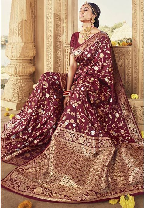 Garnet Maroon Banarasi Silk Saree Maroon Banarasi Saree Bridal, Maroon Bridal Saree, Maroon Banarasi Saree, Maroon Silk Saree, Maroon Banarasi, Indian Fits, Banarasi Sari, Engagement Saree, Maroon Saree