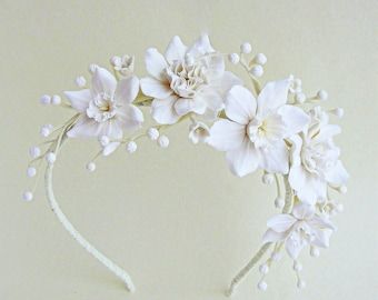 Ivory Flowers Wedding, Flower Hairpiece, Blush Hair, Ivory Wedding Flowers, White Flower Crown, Pearl Bridal Headband, Jewelry Hippie, Clover Jewelry, Wedding Headdress