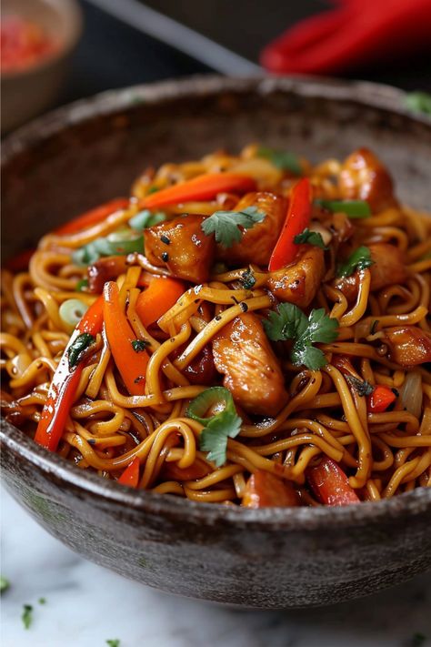 Essen, Real Chinese Food Recipes, Chinese Healthy Recipes, Gluten Free Chinese Food, Vegetarian Lo Mein, Hawaiian Chicken Salad, Free Noodles, Soy Sauce Alternative, Romantic Breakfast