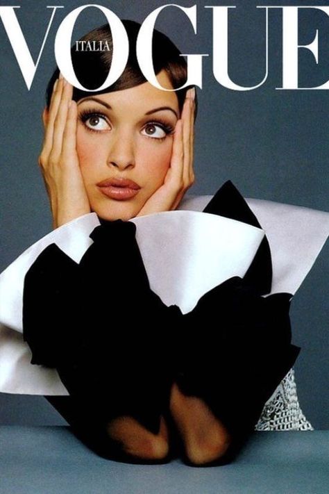 Vintage Vogue Covers, Vogue Vintage, Vogue Magazine Covers, Elle Us, Fashion Magazine Cover, Fashion Art Photography, Mario Testino, Steven Meisel, Fashion Cover