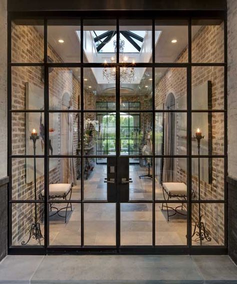 Dröm Hus Planer, Office Lifestyle, Pintu Interior, Steel Doors And Windows, Steel Windows, Brick Walls, Classic Architecture, Floor To Ceiling Windows, Iron Doors