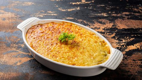 Ruth's Chris Corn Pudding Recipe Corn Pudding Recipe, Bacon Mashed Potatoes, Ruth Chris, Cheesy Mashed Potatoes, Corn Pudding, Cooked Cabbage, Creamy Corn, Leftover Mashed Potatoes, Simply Recipes