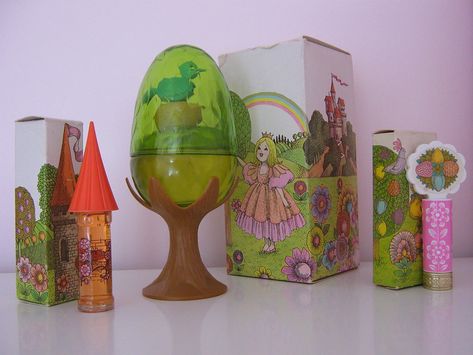 Avon Perfume Bottles, Avon Collectibles, Avon Perfume, Vintage Cosmetics, Vintage Makeup, Vintage Memory, Childhood Toys, Vintage Avon, Sweet Memories