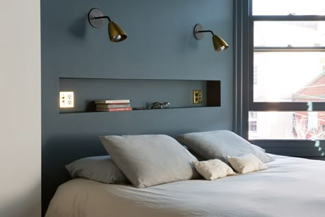 Two Professionals Take on a San Francisco Remodel Bed Back Wall Design With Niche, Bedroom Wall Niche Ideas, Bed Niche Wall, Wall Niche Bedroom, Niche In Bedroom, Niche Design Wall Bedroom, Bed Lights Wall, Bedroom Wall Niche, Bedroom Niche