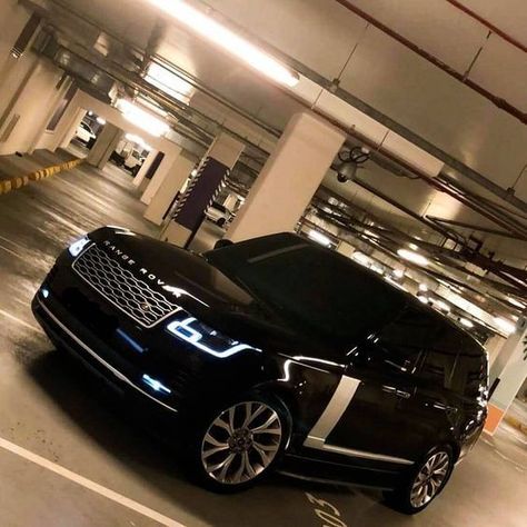 Range Rover Sport Black, Black Range Rover, Dream Cars Range Rovers, Range Rover Autobiography, Jet Privé, Range Rover Car, Luxury Cars Range Rover, Instagram Movie, Range Rover Vogue