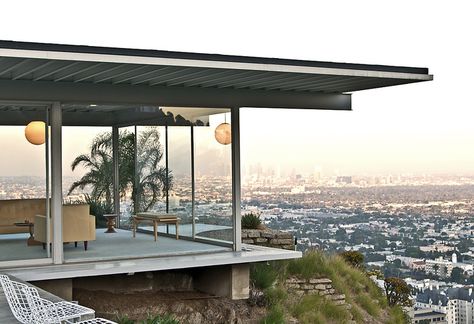 Open Plan Bedroom And Bathroom, Los Angeles Houses, Case Study House 22, Stahl House, Pierre Koenig, Case Study Houses, Richard Neutra, Famous Buildings, Architecture Magazines