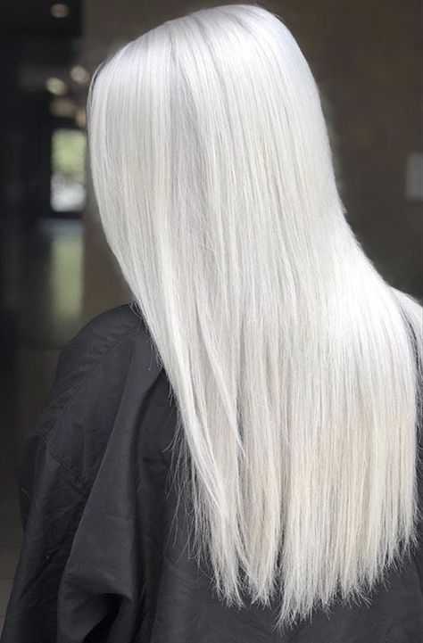 White platinum blonde silver long straight hair Blonde Silver, Platinum Blonde Hair Color, Long White Hair, Silver Blonde Hair, Icy Blonde Hair, Scene Girl, White Blonde Hair, Brown Ombre Hair, Blond Balayage