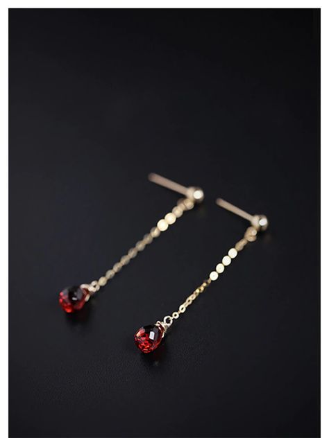 Elegant Red Jewelry With Stones, Elegant Red Jewelry With Gold Chain, Elegant Red Pierced Earrings, Gold And Red Earrings Dangle, Red Ruby Dangle Earrings, Jewelry Knowledge, Red Jewelry, Garnet Earrings, Ruby Earrings