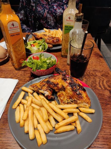 Nando’s Aesthetic, Nandos Aesthetic, Chips And Chicken, Piccadilly London, Friends Cafe, Food Captions, Sleepover Food, Junk Food Snacks, Halal Recipes