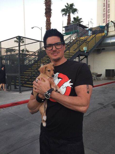 Ghost Adventures: Zak Bagans showing his cuddly side with a cute little pup. Ghost Adventures Funny, Zac Bagans, Ghost Adventures Zak Bagans, Zak Bagans, Ghost Adventures, Ghost Hunters, Ghost Hunting, Bagan, A Team