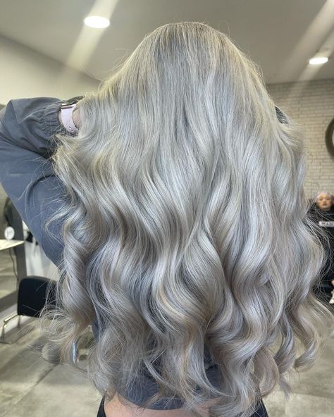 Balayage, Platinum Grey Hair, Grey Platinum Hair, Blondie Style, Cool Toned Blonde, Icy Blue Hair, Hair Color Ideas For Brunettes Balayage, Human Hair Pieces, Icy Blonde Hair