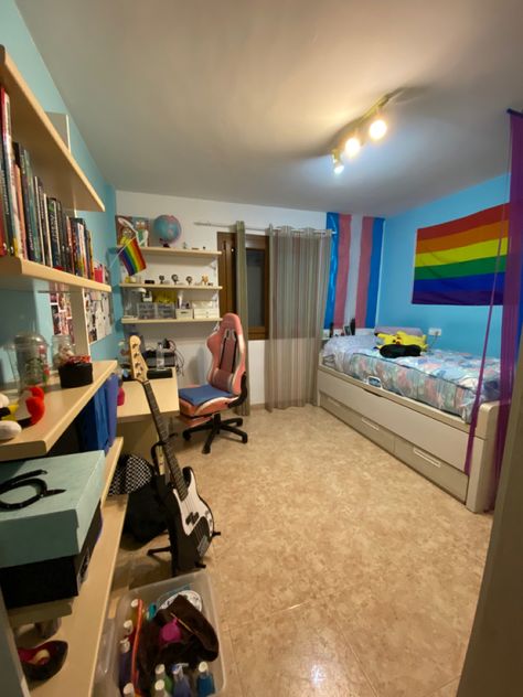 Nonbinary Room Ideas, Pride Room Ideas, Lgbtq Bedroom Ideas, Trans Room Ideas, Sonic Room Ideas, Queer Bedrooms, Boys Bedroom Aesthetic, Lgbtq Bedroom, Lesbian Bedroom Ideas