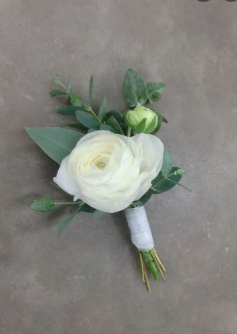 ranunculus boutonniere White Ranunculus Boutonniere Wedding, Boutonniere Wedding Eucalyptus, Boutineer Ideas Eucalyptus, White Modern Boutonniere, White Flower And Greenery Boutonniere, Simple Bouteniers Wedding, Boutineer Ideas Ranunculus, White Boutineer Ideas, Ranaculus Boutonniere Groomsmen