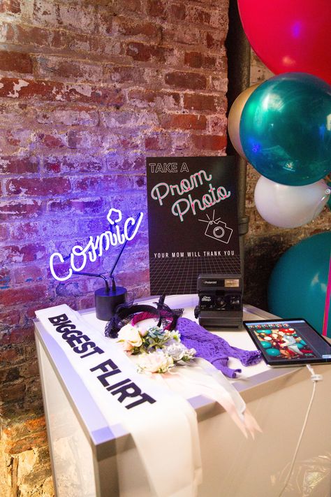 Prom Photo Booth, Prom Theme Party, Prom Party Ideas, Prom Party Decorations, 80s Prom Party, 80s Prom, 80s Birthday Parties, Prom Themes, Prom Theme