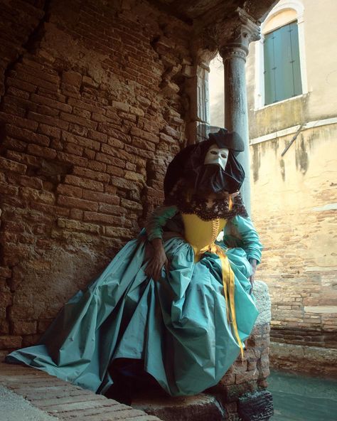 House of Dario Princiotta on Instagram: “Masked moments in Venezia. Appropriately attired for carnevale. . Dramatic and evocative photos by @siluna.portraits depicting the dress I…” Dario Princiotta, The Dress, Ruffle Blouse, In This Moment, Photo And Video, Women's Top, On Instagram, How To Wear, Dresses