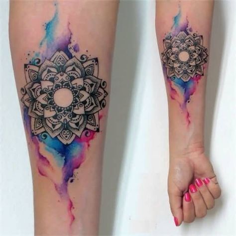 Watercolor Ink Realistic 3D Flower Tattoo For Cool Attractive Women Watercolour Mandala, Mandala Tattoo Meaning, Totem Tattoo, Catrina Tattoo, Mandala Tattoos, Tato Henna, Kunst Tattoos, Tattoo Mandala, Skeleton Hand Tattoo