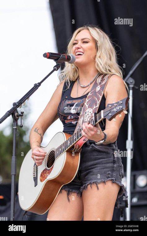 Meghan Patrick, Country Singers