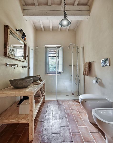 Gallery of Pozza - Piegaro / Italy / 2012 | Picture 9 | Tuscan Bathroom, Attic Bathroom, Bathroom Design Inspiration, Spanish Style Homes, Rustic Bathroom, Dream Bathroom, House Bathroom, French House, Shower Room