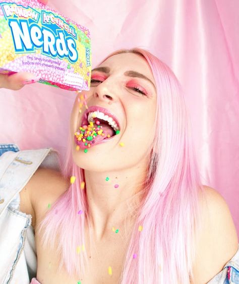 Candy Photoshoot, Candy Photography, Vegan Diet Plan, Nerds Candy, Creative Photoshoot Ideas, Pink Lip Gloss, Fun Photoshoot, Candy Girl, Photoshoot Themes