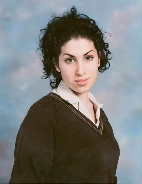 Young Amy Winehouse, Amy Wine, Amy Winehouse Style, Amy W, Pete Doherty, Amazing Amy, Handwritten Notes, Princesa Diana, Amy Winehouse