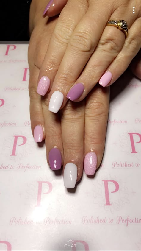 #white #purple #pink #nails #nailsart #sns #pretty Pink Purple White Nails, Natural Purple Nails, Pink And Purple Nails Short, Lavender And Pink Nails, Pinkish Purple Nails, Pedicure Purple, Purple Pink Nails, Rosa Nails, Purple And Pink Nails