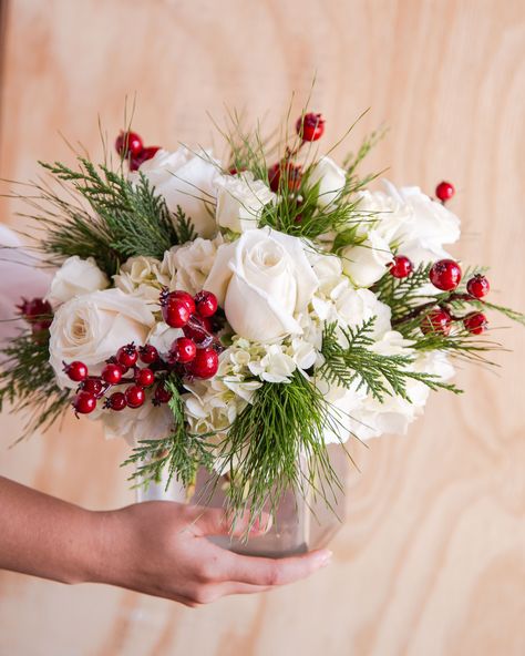 Birthday Bouquets, Holiday Flower Arrangements, Winter Flower Arrangements, Holiday Floral Arrangements, Winter Floral Arrangements, White Flower Arrangements, Christmas Bouquet, Corporate Flowers, Christmas Flower Arrangements