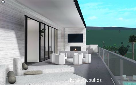 Bloxburg Balcony, Bloxburg Balcony Ideas, Kylie Jenner Palm Springs, Bloxburg House Ideas Mansion Layout, Palm Springs Mansion, Big Modern Houses, Palm Springs House, Hampton Home, Jenner House