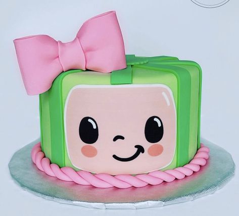 2 Year Birthday Cakes, Cocomelon Cake Easy, Cocomelon Halloween Cake, Coco Melon Smash Cake, Coco Melon First Birthday, Cocomelon Party Cake, Pink Cocomelon Party, Coco Melon Girl Party, Pink Cocomelon Cake