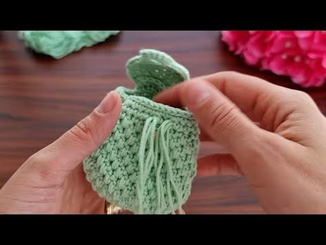 SUPERB BEAUTIFUL 😉 How to make a Cute Crochet Mini Backpack Keychain - Step by Step - YouTube Crochet Mini Pouch Keychain, Crochet Mini Gifts, Crochet Mini Backpack Free Pattern, Crochet Pouch Keychain, Crochet Miniatures Pattern Free, Crochet Bag Keychain, Crochet Mini Bag Free Pattern, Crochet Mini Backpack, Diy Crochet Keychain