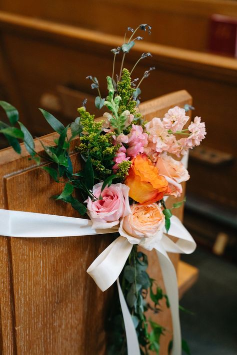 Small Ceremony Florals, Wedding Ceremony Ideas Church, Small Ceremony Decor, Pew Hangers Aisle Decorations, Church Decorations Ideas Wedding, Wedding Decorations For Church, Diy Wedding Pew Decorations, Wildflower Pew Ends, Wedding Potted Flowers